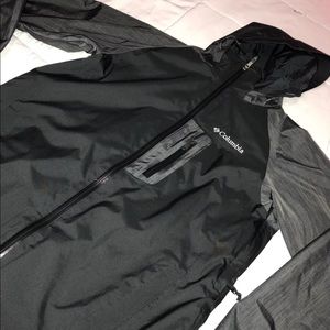 Columbia Men’s Windbreaker